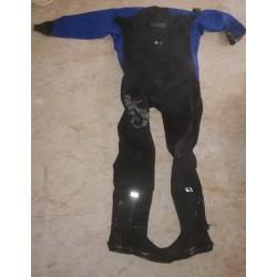 Skafander suchy Eques